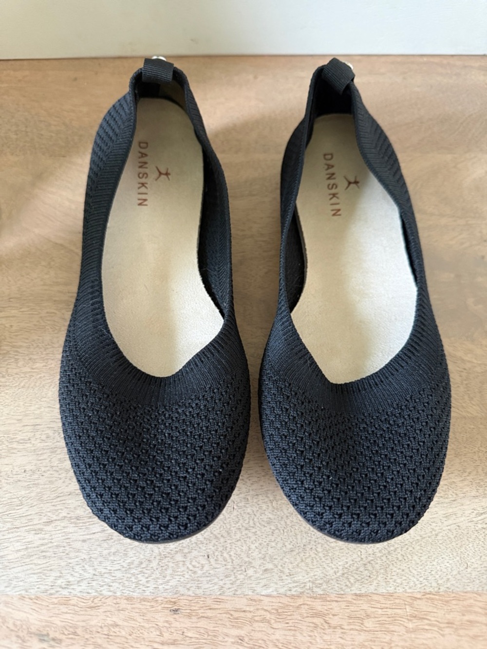 NWOT Danskin Black Knit Slip-On Ballet Flats Size 7